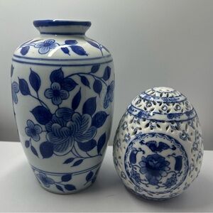 Vintage Blue/White Floral Porcelain Decor